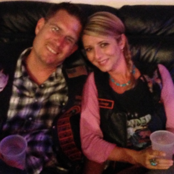 Meet your Posher, Tara - Picture 2 of 6